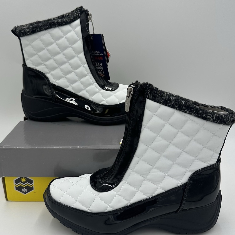 Khombu Megan White Black Quilted Snow Boots Winter Zip Womens Sz 7.5W